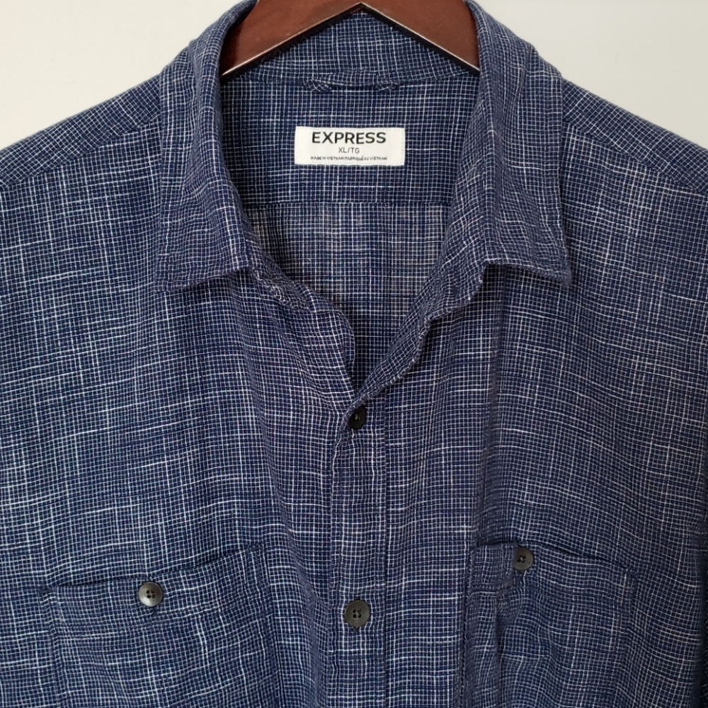 🔥3/$45 or 5/$60🔥  EXPRESS Long-Sleeved Shirt